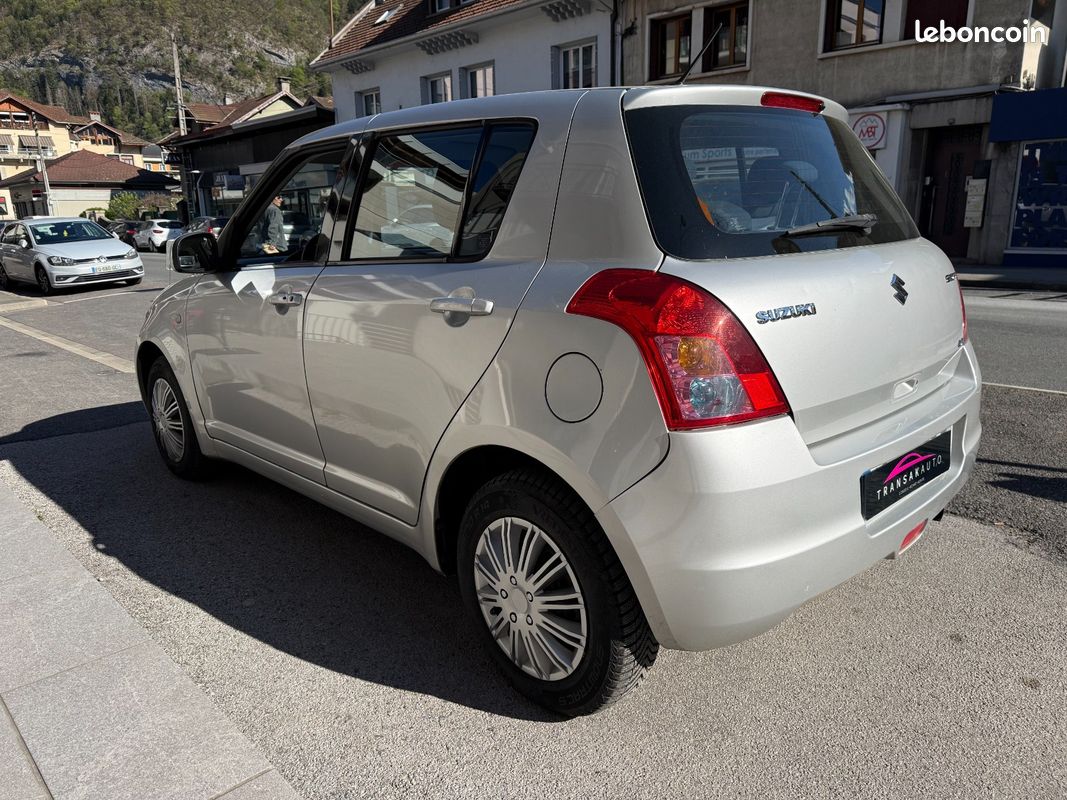 SUZUKI SWIFT 1.3 GLX 4x4 (image 3)