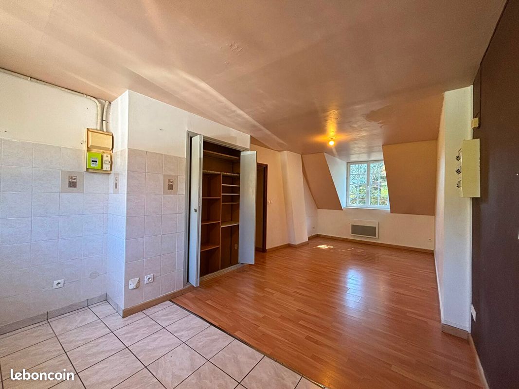 Appartement 3 pièces 54 m² · à Paron · 54 m² · 510 €/mois