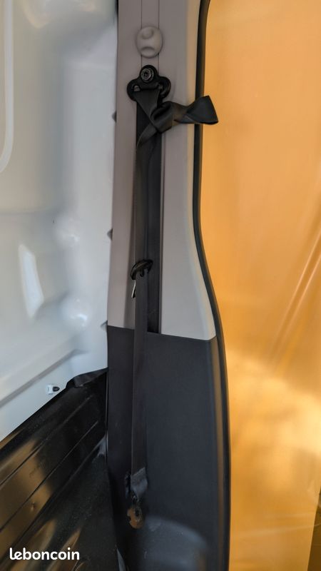Ceinture de sécurité Renault trafic passager nissan nv300