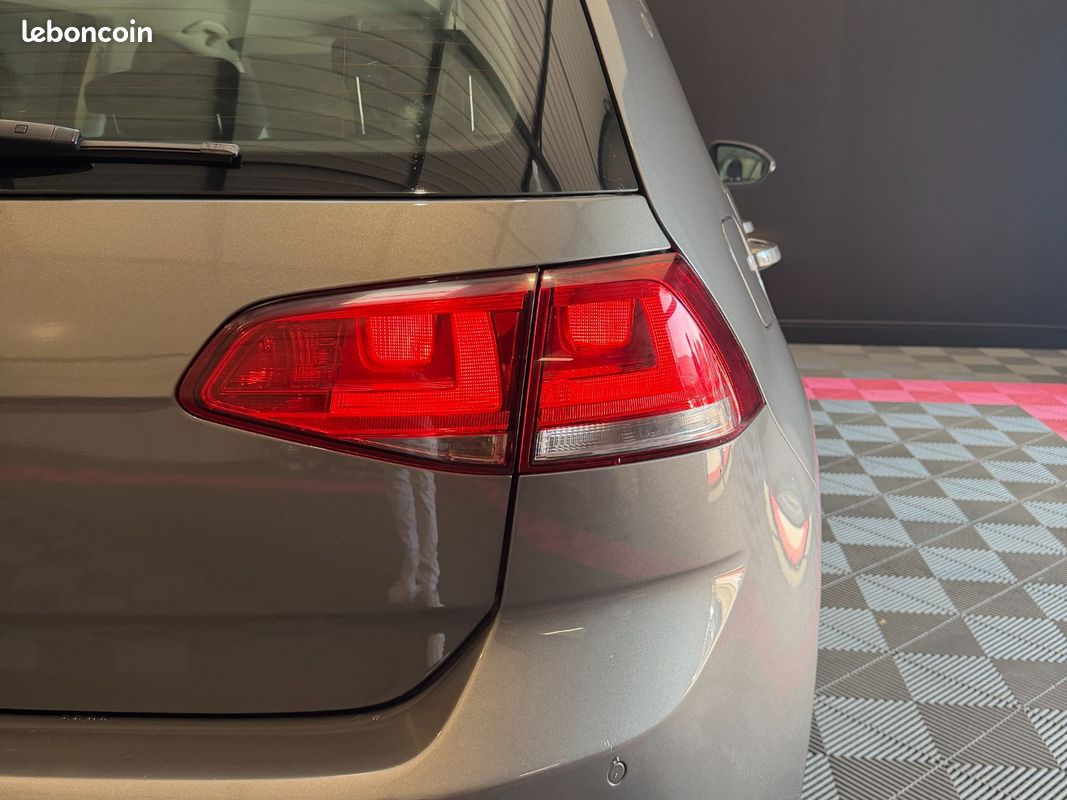 VOLKSWAGEN GOLF 1.6 TDI 110 FAP Lounge (image 35)