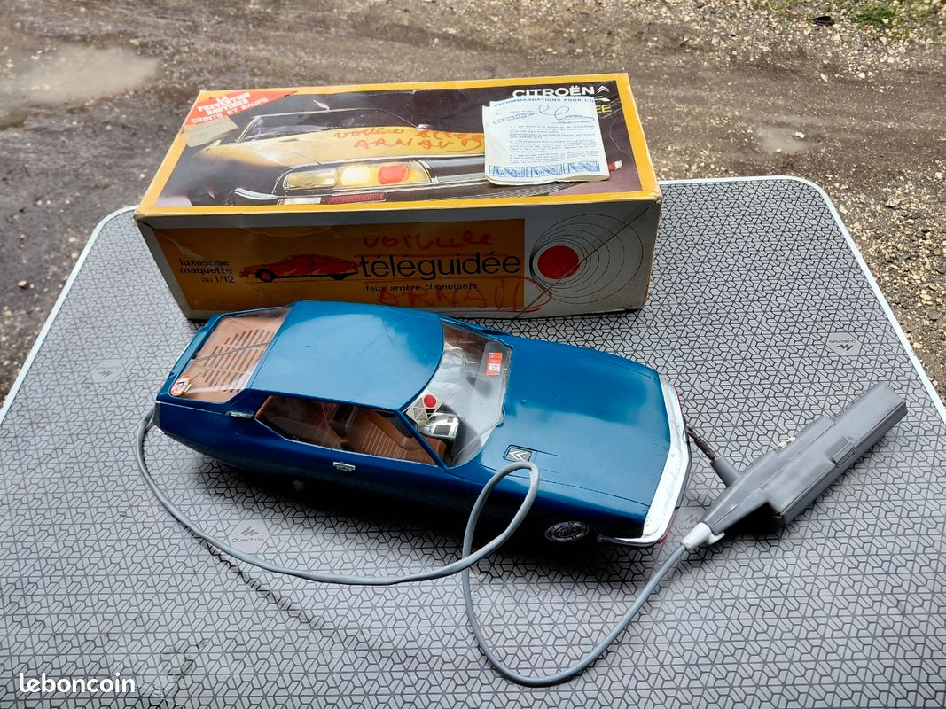 RARE ! JOUETS MONT-BLANC 1:12 ? - CITROEN SM - CONSOLE