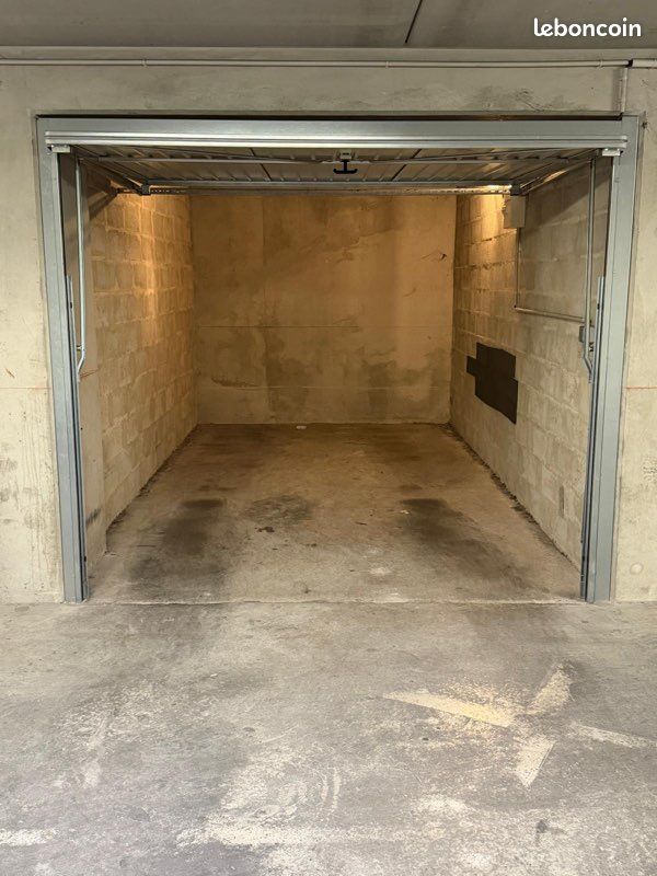 Garage / Box Marseille 13007 · 55 000 €