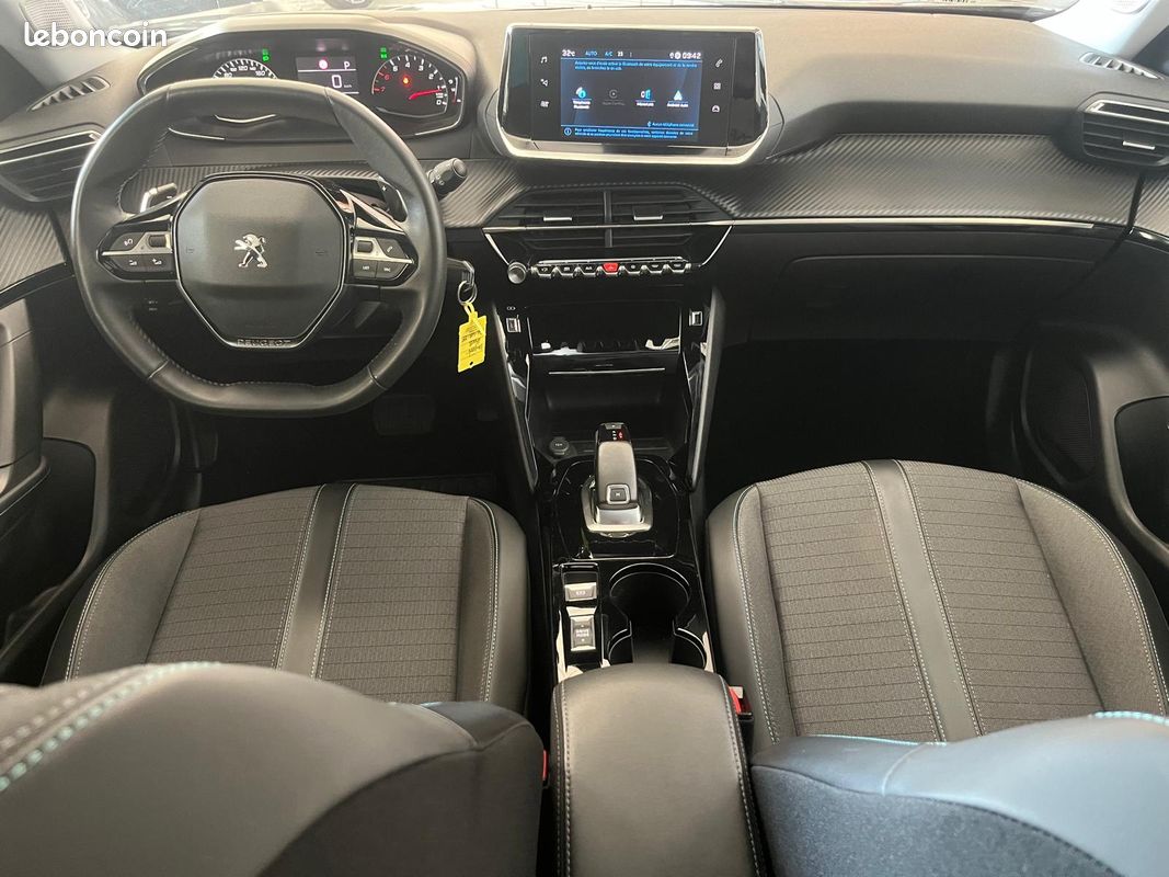 PEUGEOT 2008 1.5 l BLUE HDI 130 CH EAT 8 ALLURE / PREMIERE MAIN / 2022 / CARPLAY / CAMERA / RADARS / CLIM AUTO / CARPLAY / PALETTES AU VOLANT (image 7)