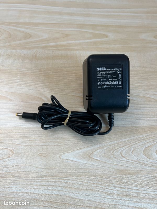 Chargeur sans fil SEGA Mega Drive – 20 | Gouaig - Gaming Ou Une Autre