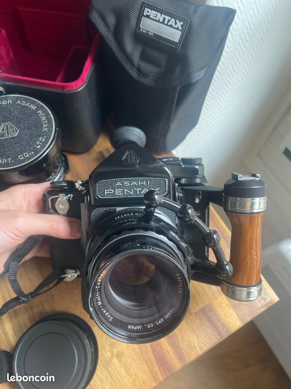 Appareil Photo Argentique Pentax 6x7 - Moyen Format - Prisme Niveau Des Yeux - Japon