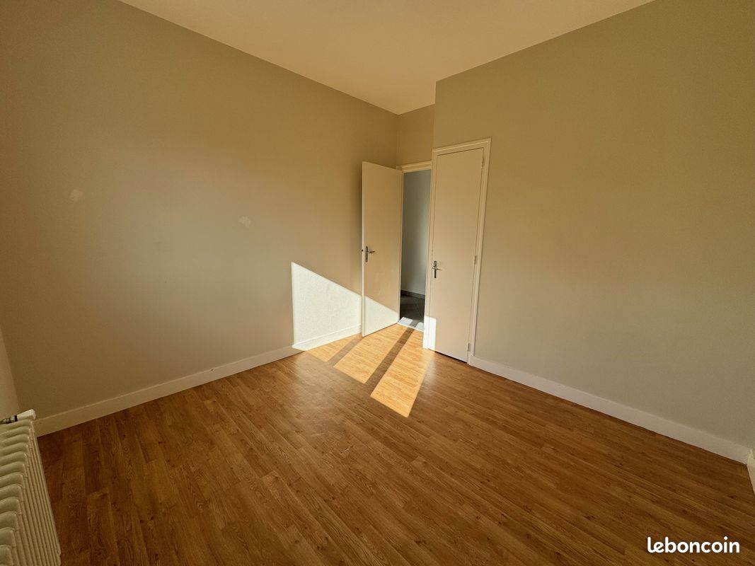 Pavillon 6 pièces 152 m² - Feytiat 87220 (image principale 5)