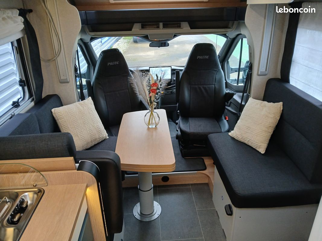 Pilote Atlas A 690 GJ BVA - (image 10)