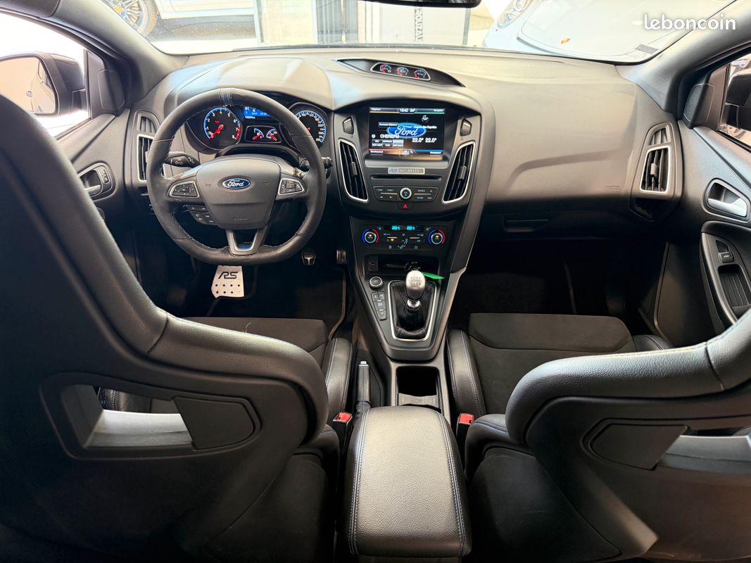 Ford Focus RS 2.3 ecoboost 350 chevaux (image 8)