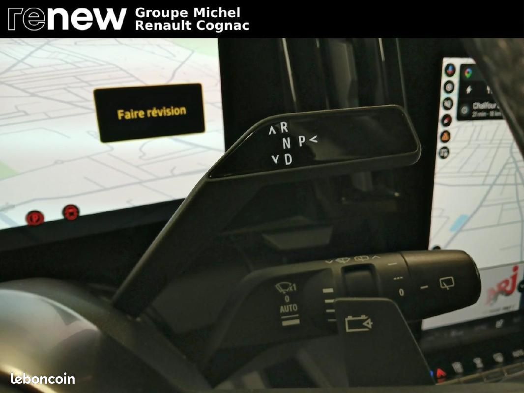 Renault Mégane E-TECH EV40 130ch standard charge Techno (image 12)
