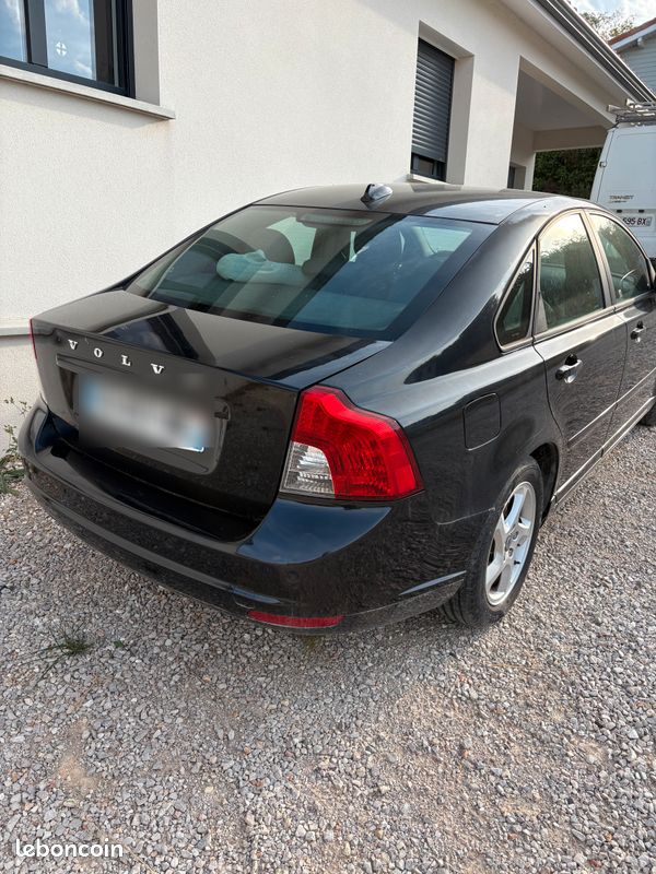Volvo s40 2012 (image 3)