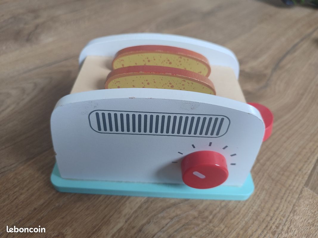 Grille pain jouet enfant bois (image 1)