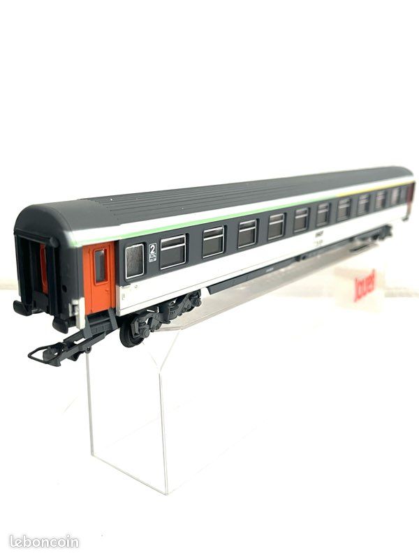Ferhobby Voiture SNCF 7110 2ème Classe HO - Métal - Occasion