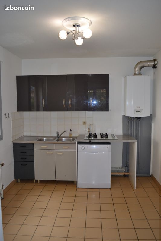 Appartement 2 pièces 53 m² · à Voiron · 53 m² · 690 €