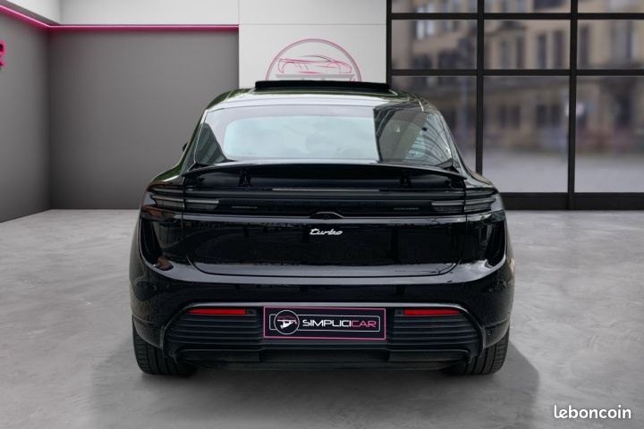 PORSCHE MACAN TURBO 639CV Garantie 12 mois Pack chrono toit ouvrant premiere main (image 6)