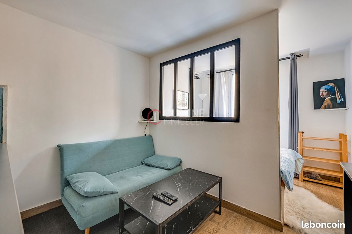 Appartement 2 pièces 18 m² · à Paris · 18 m² · 179 000 €