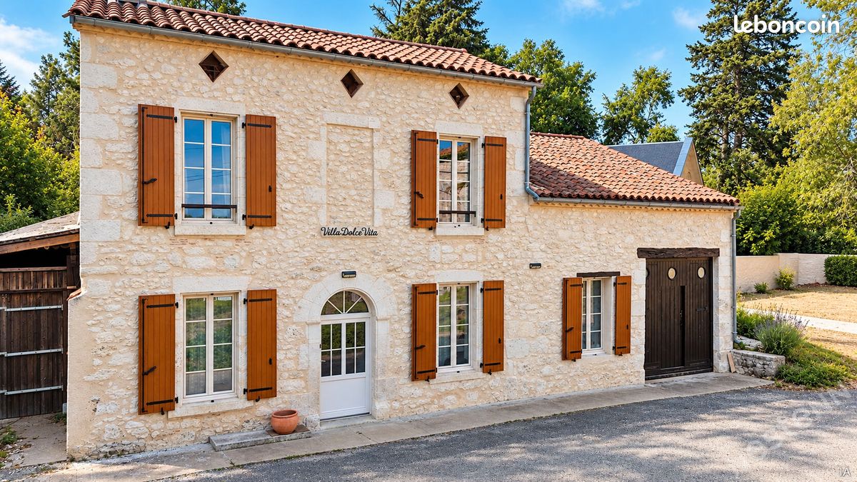 Maison 6 pièces 182 m² · à Saint-Perdoux · 182 m² · 230 000 €