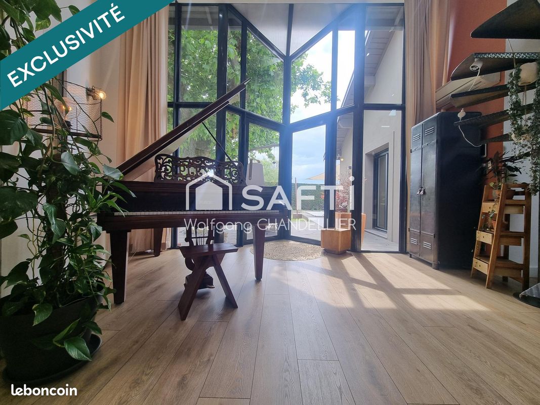 Maison 5 pièces 143 m² · à Granges-les-Beaumont · 143 m² · 349 000 €