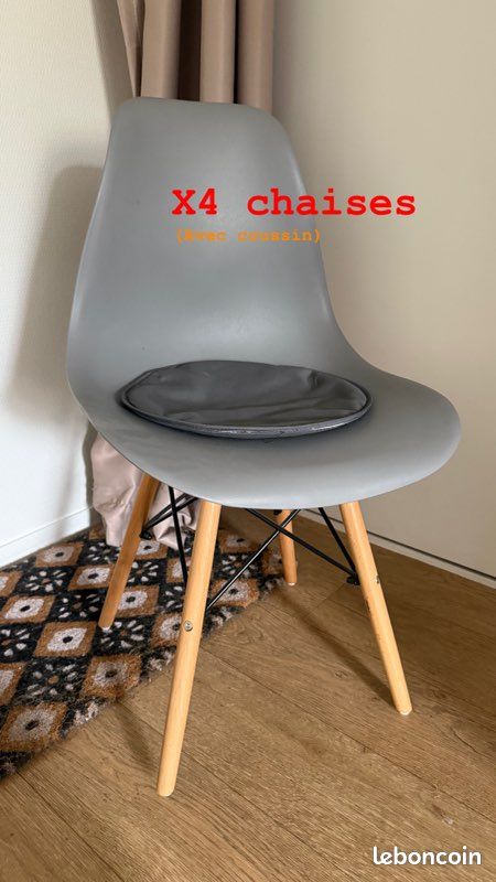 Lot de 4 chaises (image 1)