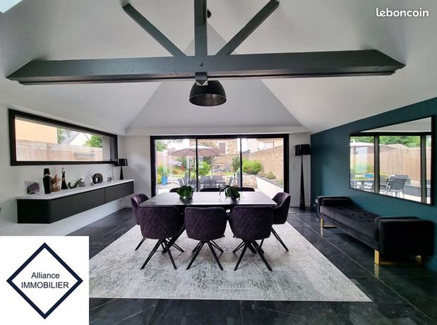 Maison 6 pièces 198 m²
