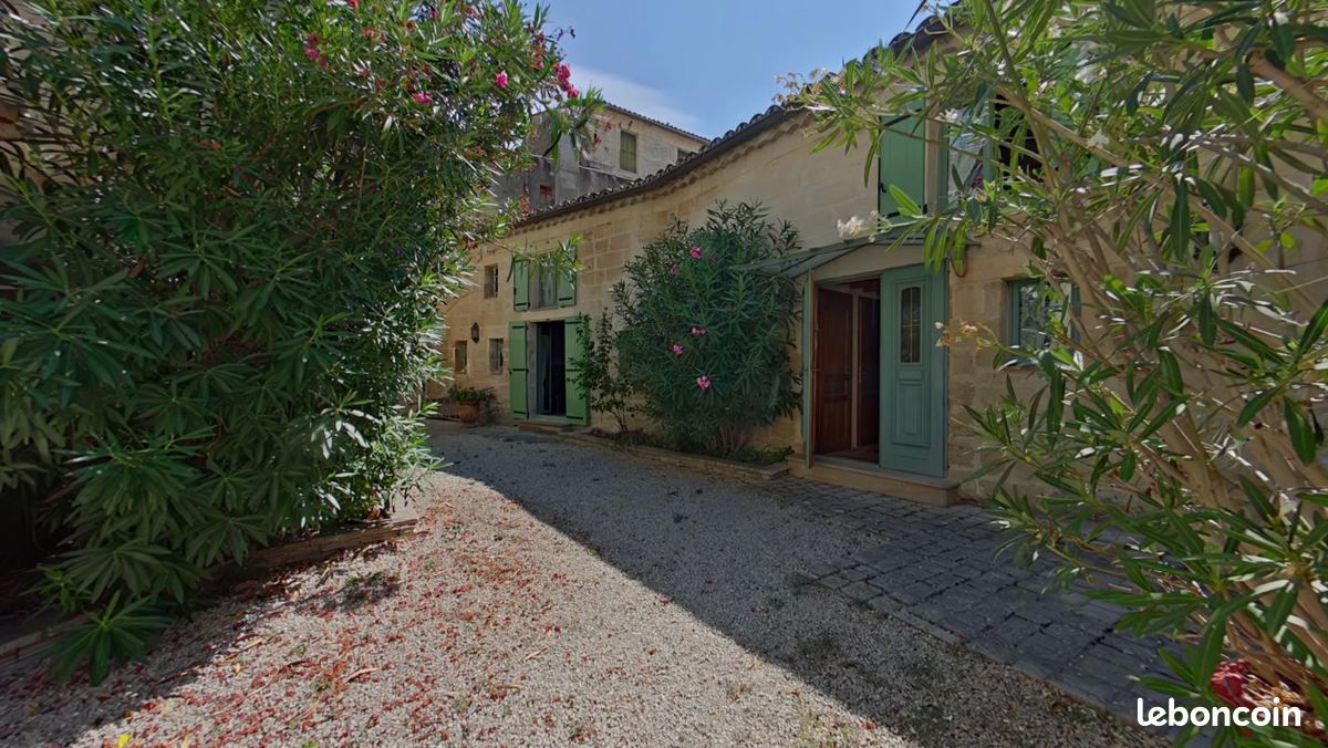 Maison 3 pièces 96 m² · à Uzès · 96 m² · 395 000 €