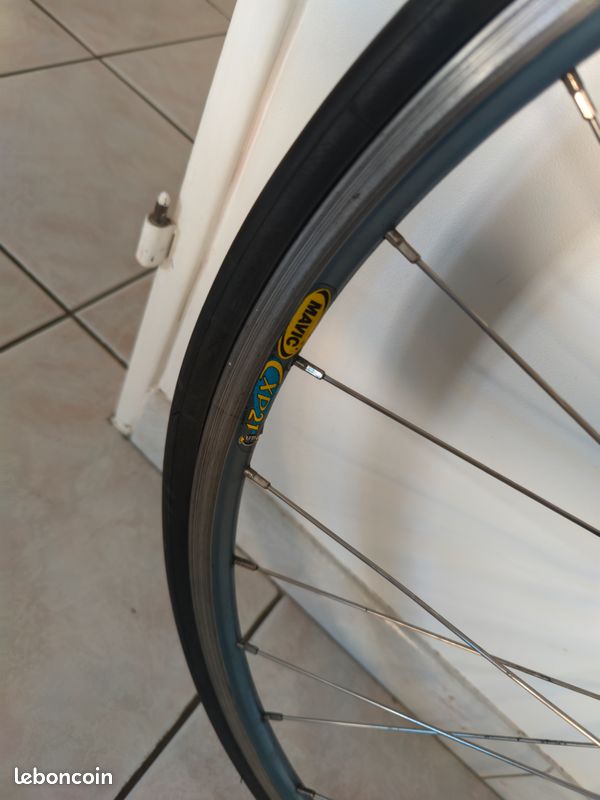 Roue avant de vélo 26 pouces - MICHELIN PRO3 Race Service Course (image 3)
