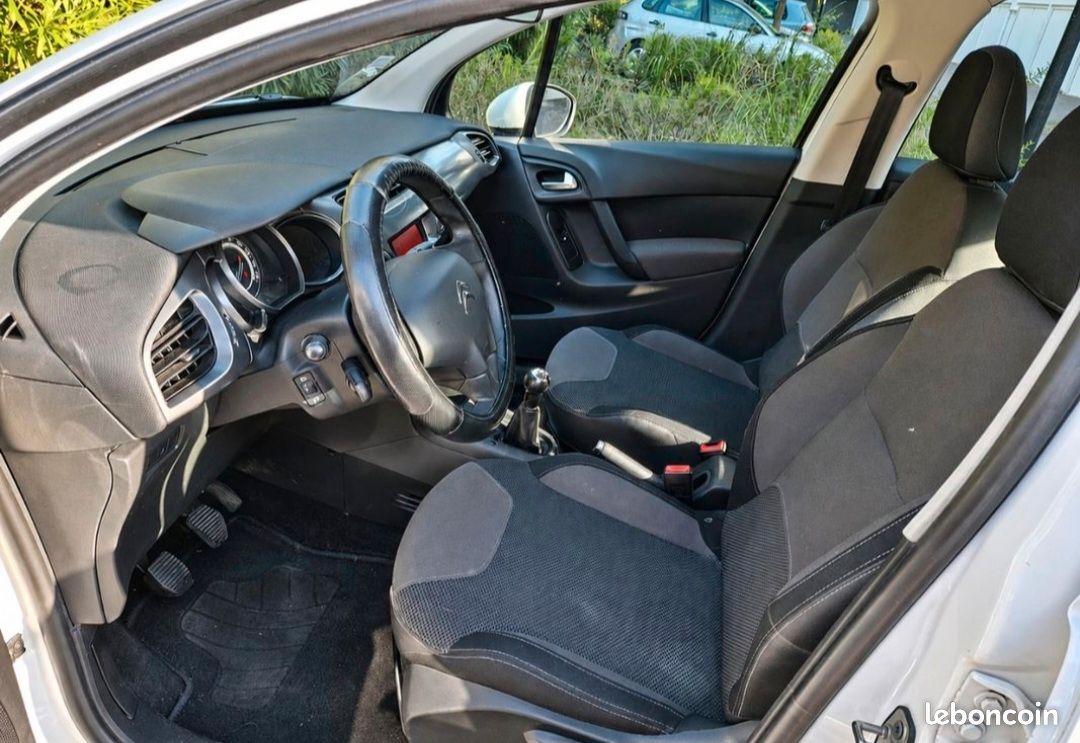 Citroën C3 II 1.4 HDi 70 Diesel SOCIÉTÉ 2 PLACES (image 2)