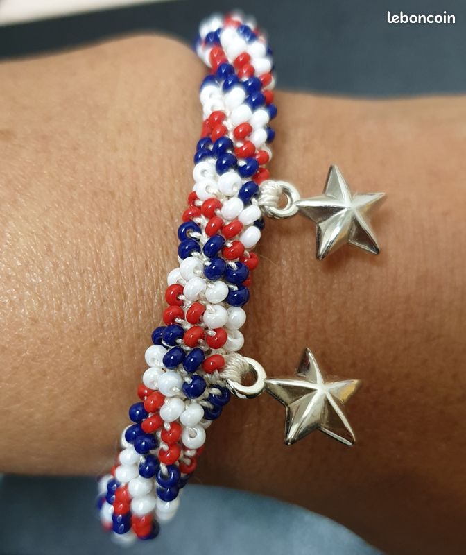 Bracelet fait de petites perles NEUF (image 1)