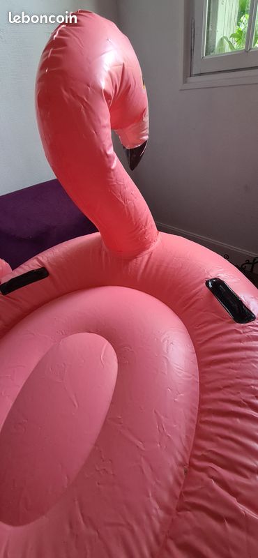 Flamant Rose Bouée Géante (8 personnes) - Ma Bouée Gonflable
