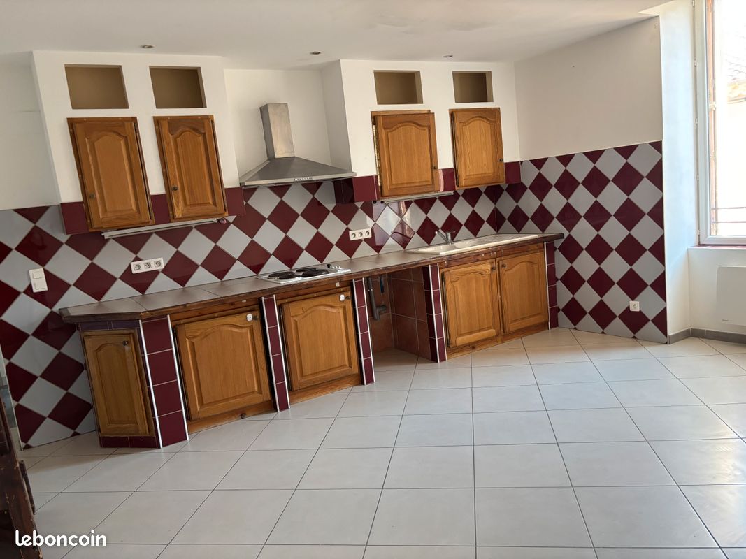 Appartement 3 pièces 64 m² · à Bédarieux · 64 m² · 580 €