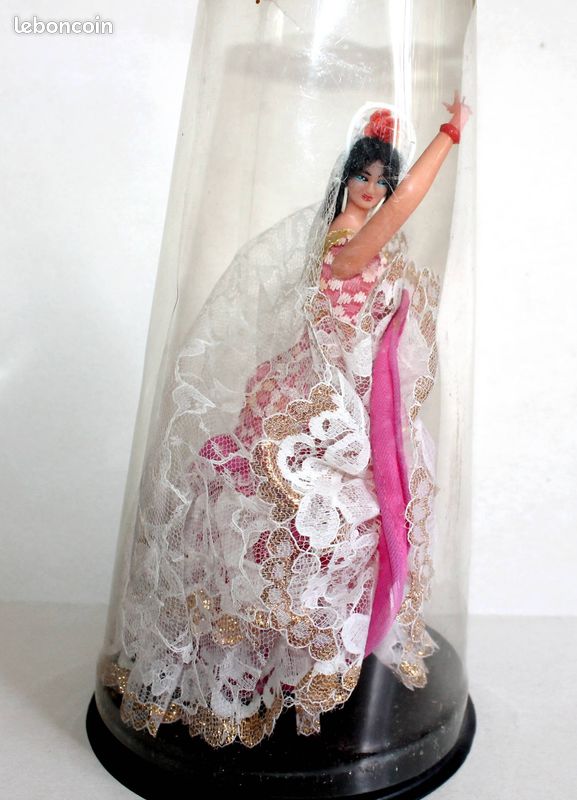 Ancienne poupee folklorique bailaora danseuse flamenco tenue