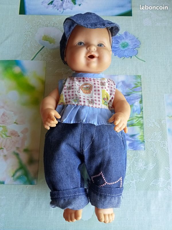 5 poupées/poupons + 2 couffins + accessoires (12 pièces) pour enfant en lot ou à l'unité d'occasion (image 4)
