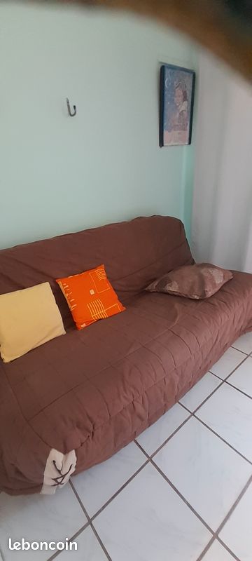 Logement indépendant avec accès piscine à la possession 974 (image 3)