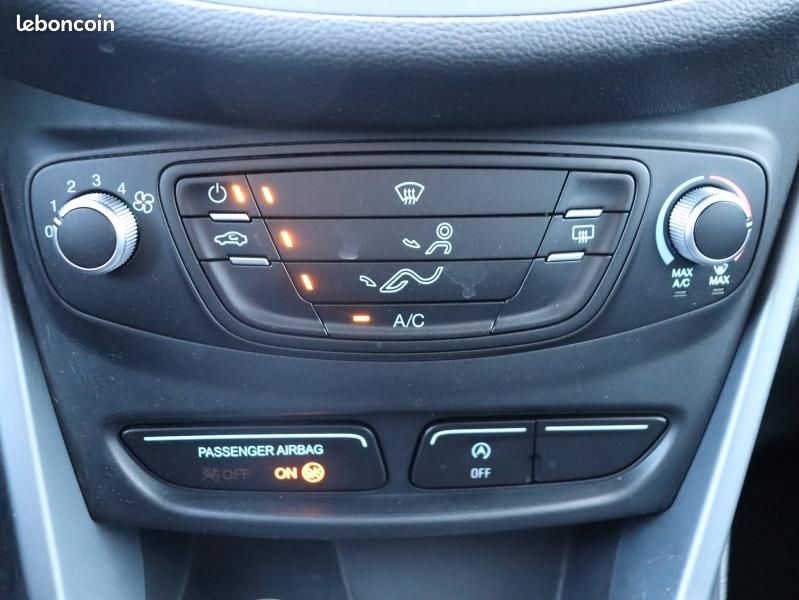 Ford B-MAX 1.0 SCTi 100ch EcoBoost Stop&Start Trend (image 20)