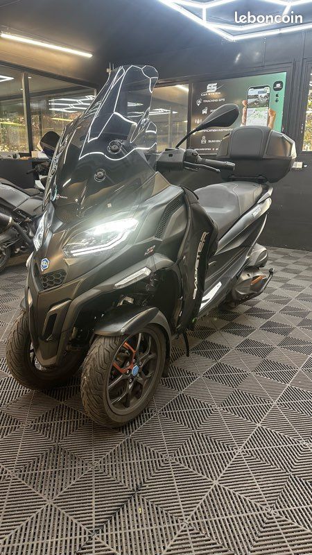 Piaggio MP3 530 HPE – 2022 – 21 133 km – Très bon état (image 2)