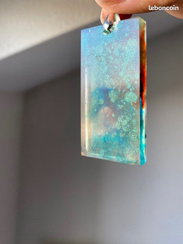 Pendentif long neuf (image 2)