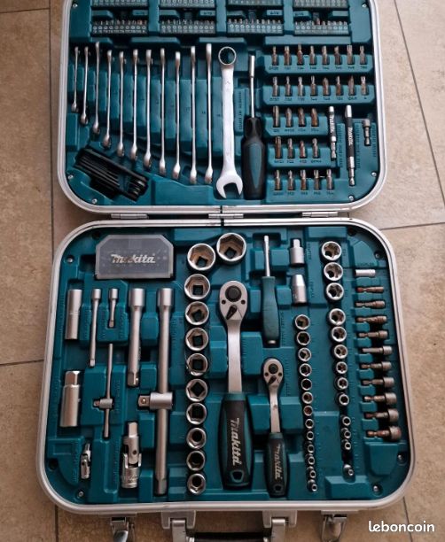 Kit Makita usagé mais comme neuf (image 1)