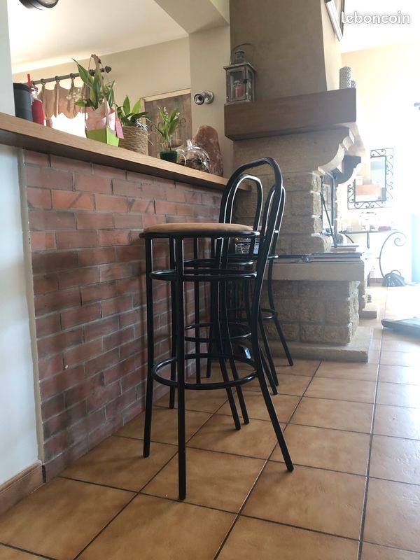 Vend 3 chaises hautes pour 60 les 3 (image 2)
