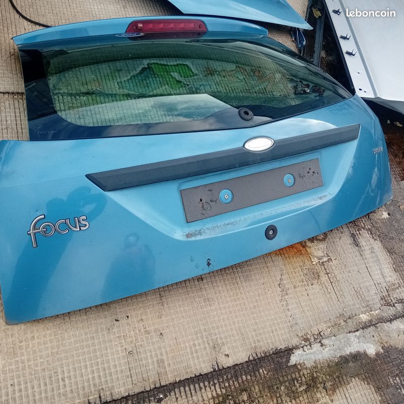 Ford fucus Malle/Hayon arriere capot avant (image 1)