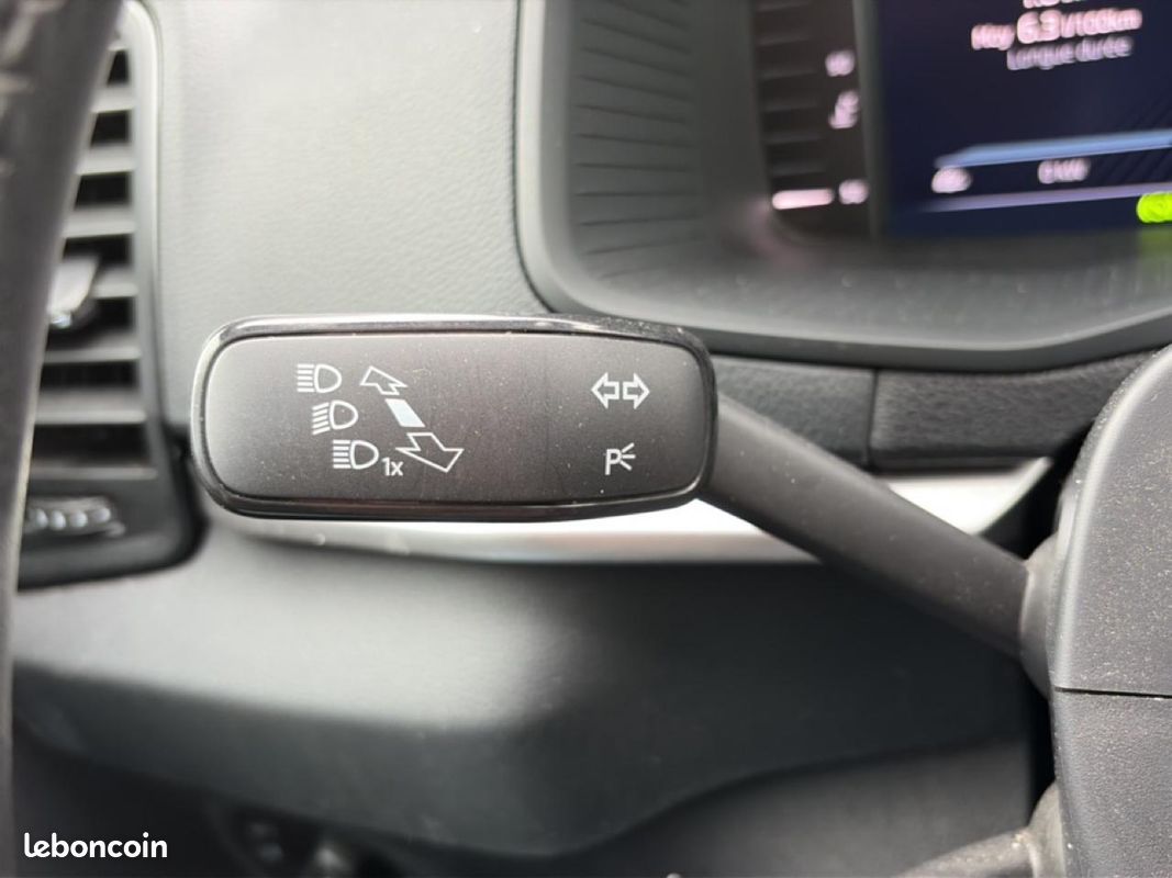 SKODA KAROQ 1.5 tsi 150 selection dsg7 (image 24)