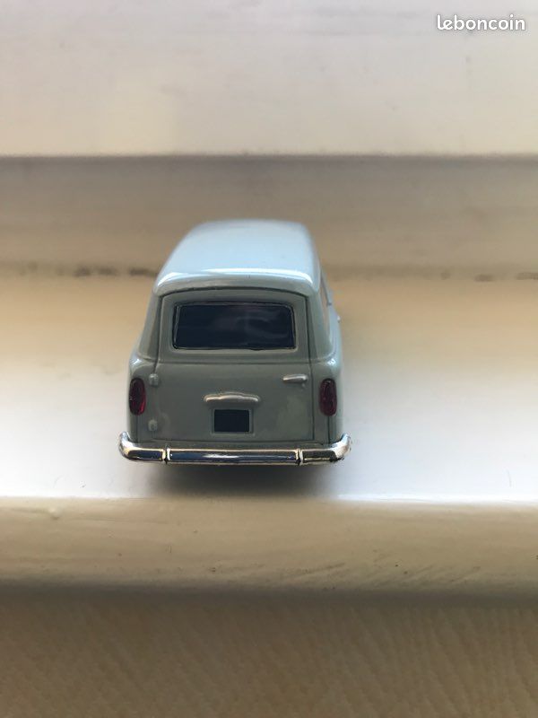 ALTAYA PRESSE IXO NOREV Peugeot 403 Cocotte Seb 1/43 Voiture Miniature
