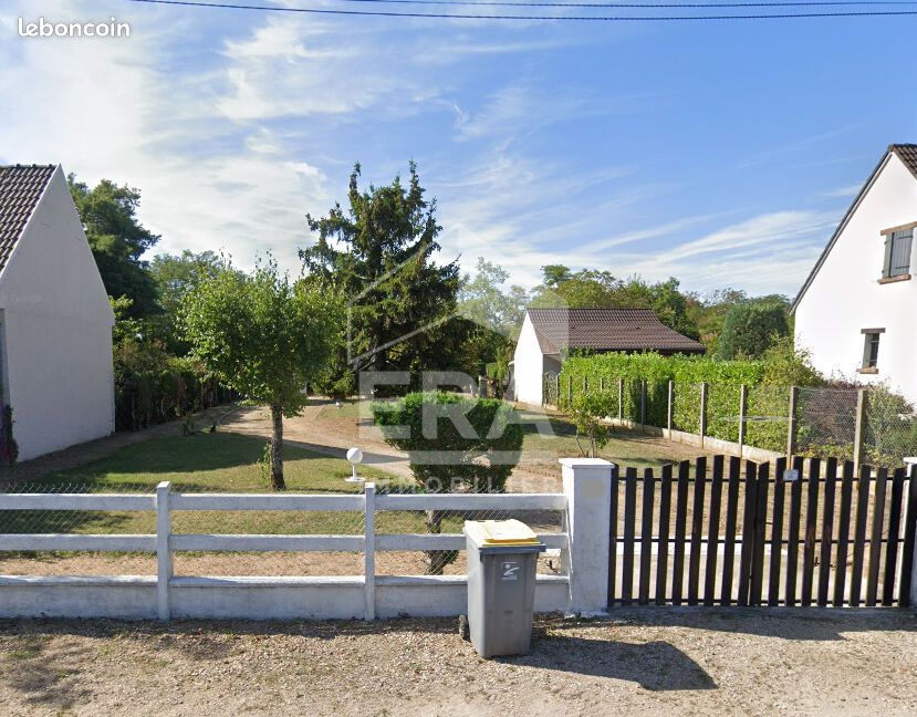 Terrain 450 m² · à Chécy · 450 m² · 90 000 €