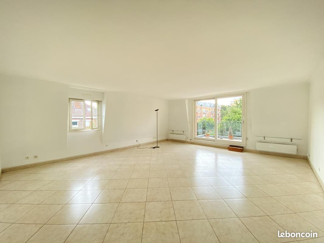 Appartement 4 pièces 120 m² · à Valenciennes · 120 m² · 1 300 €/mois