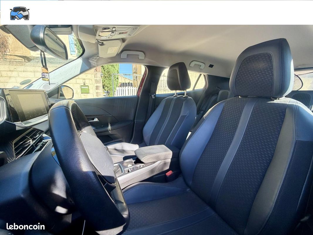 PEUGEOT 2008 1.5 BlueHDi - Allure - GARANTIE 24 MOIS - (image 12)