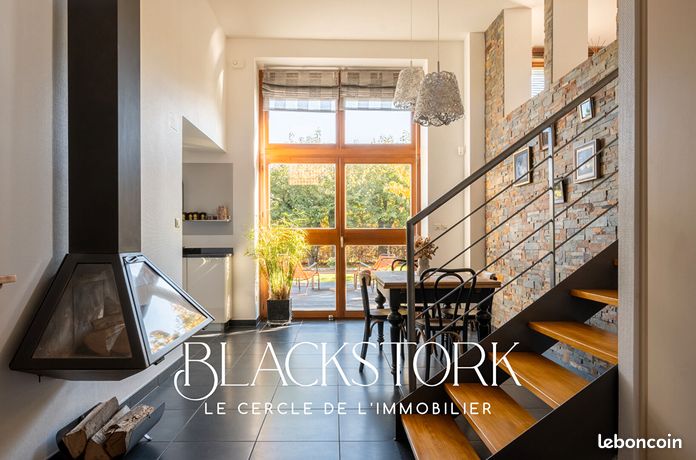 Maison 7 pièces 196 m²