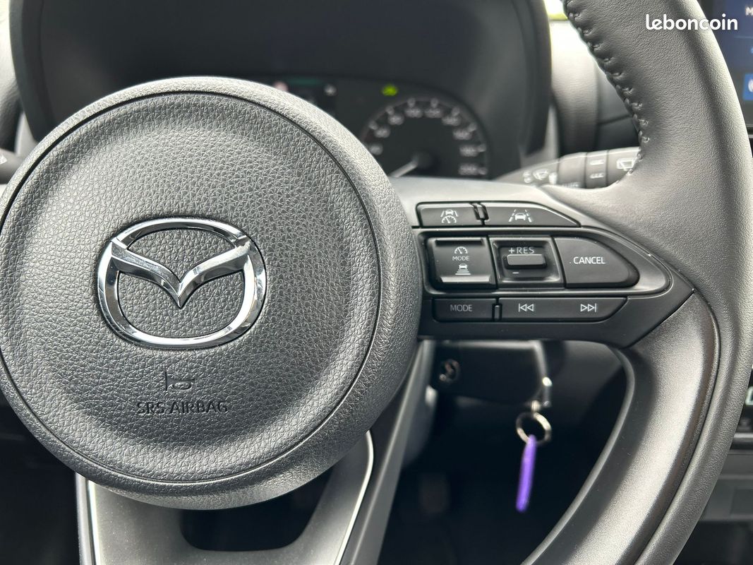 MAZDA Mazda2 Hybrid 1.5L CVT 116 ch Centre-Line (image 13)