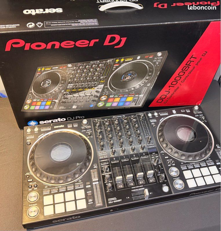 Contrôleur DJ Pioneer DDJ-1000SRT - Noir (occasion Fonctionnel)