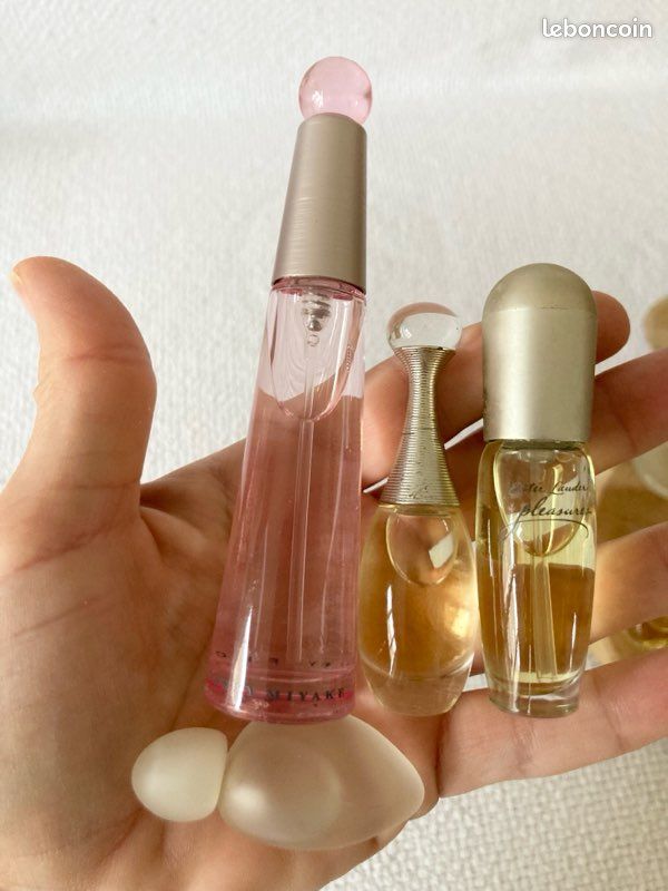 16 Flacons divers femme (image 3)