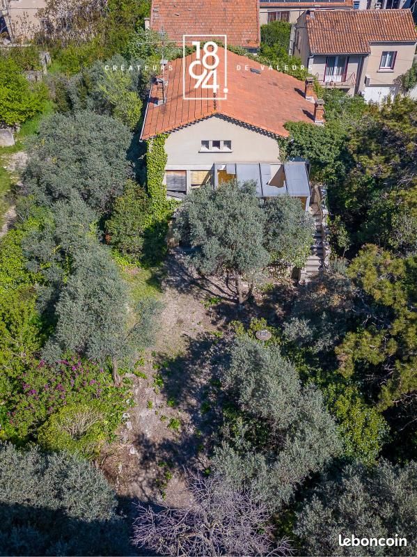Maison 4 pièces 200 m² · à Carpentras · 200 m² · 200 000 €