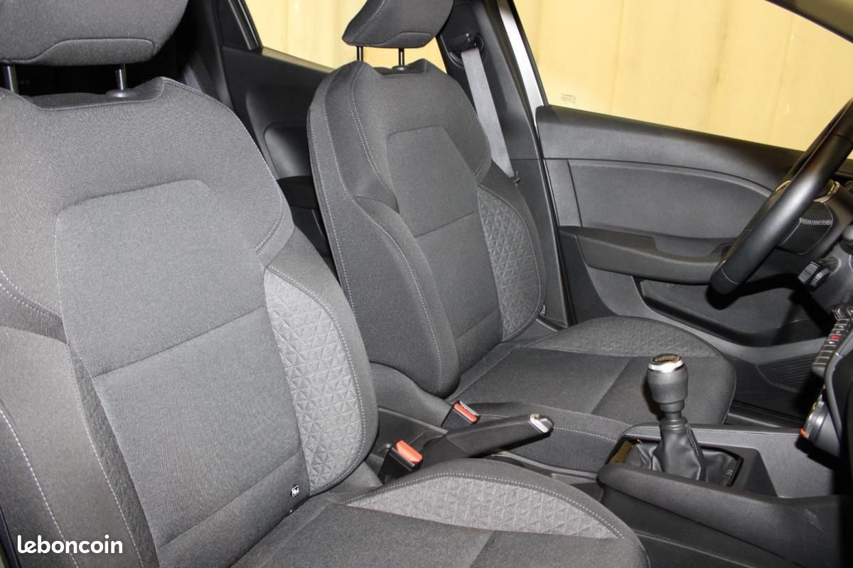 Renault Clio V TCe 90 Equilibre (image 5)