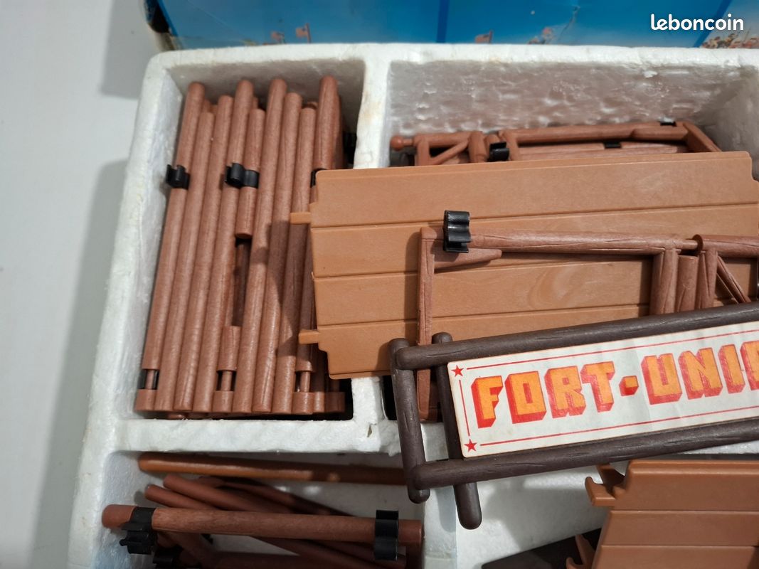 Famobil System 3420 De 1974 - Fort Union, Set Vintage D'occasion (Espagne)